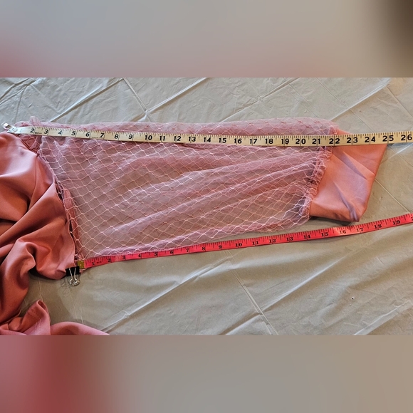 Ashley Stewart Mesh Paneled Cutout Peplum Top Size 30/32 - Picture 17 of 17